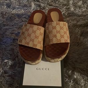 Authentic Gucci sandals